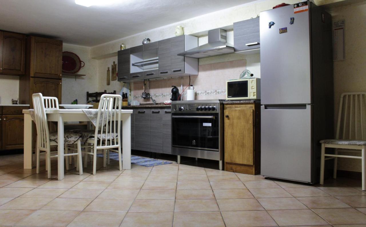 Ferienwohnung Sa Domu Frisca Domusnovas Exterior foto