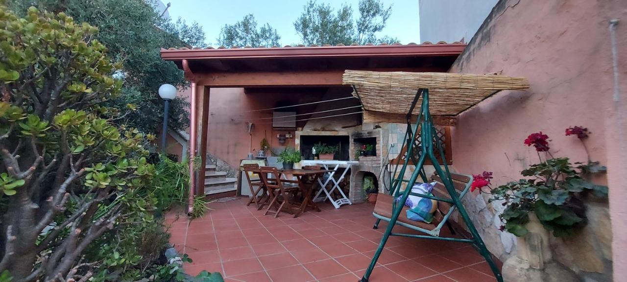 Ferienwohnung Sa Domu Frisca Domusnovas Exterior foto